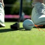 Уникальный способ, при котором один из лучших игроков PGA Tour использует линию на своем мяче для гольфа